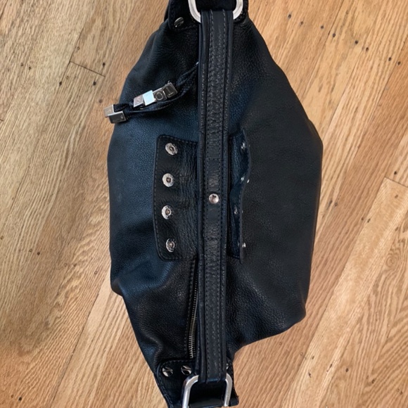 VINTAGE TOD’S HOBO BAG - Picture 10 of 13